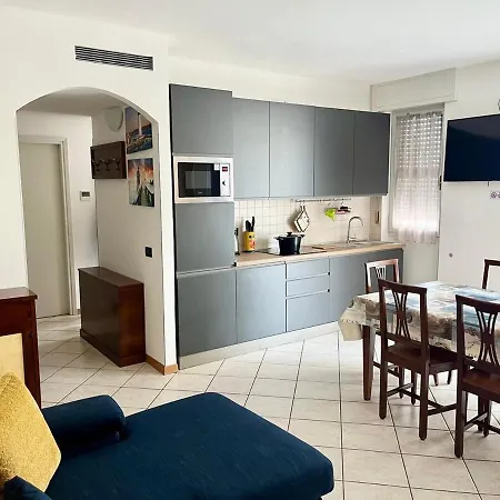 7 Posti Nel Cuore Dell'area Pedonale Con Parcheggio