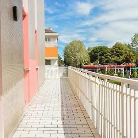 شقة 7 Posti Nel Cuore Dell'area Pedonale Con Parcheggio