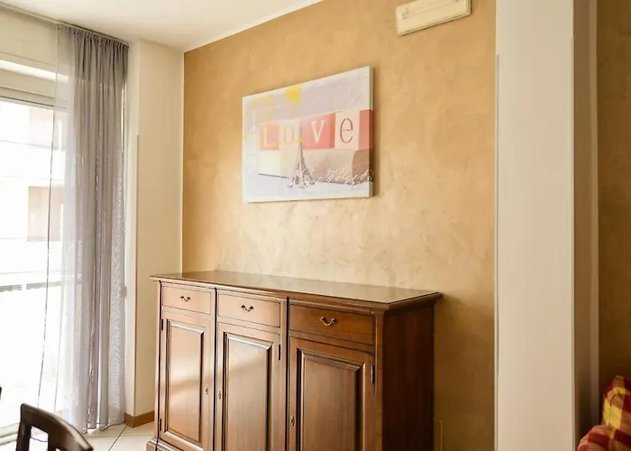 7 Posti Nel Cuore Dell'area Pedonale Con Parcheggio Bibione